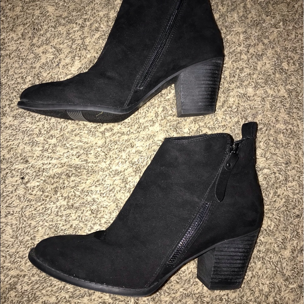 lightly worn booties